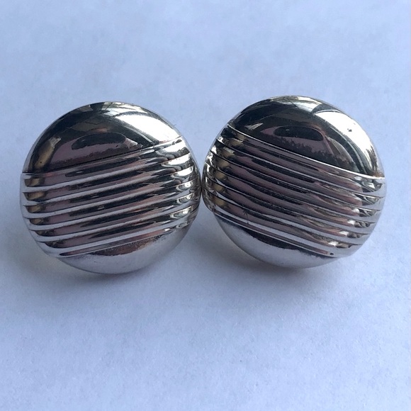 Jewelry - Vintage Sterling Silver Earrings